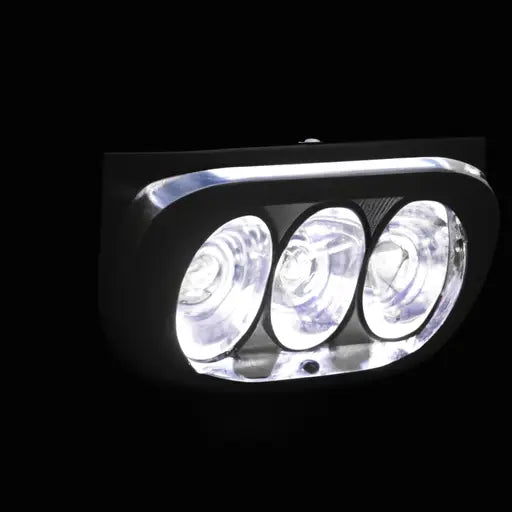 Oświetlenie LED: Jak Wybrać Idealne Lampy do Auta?