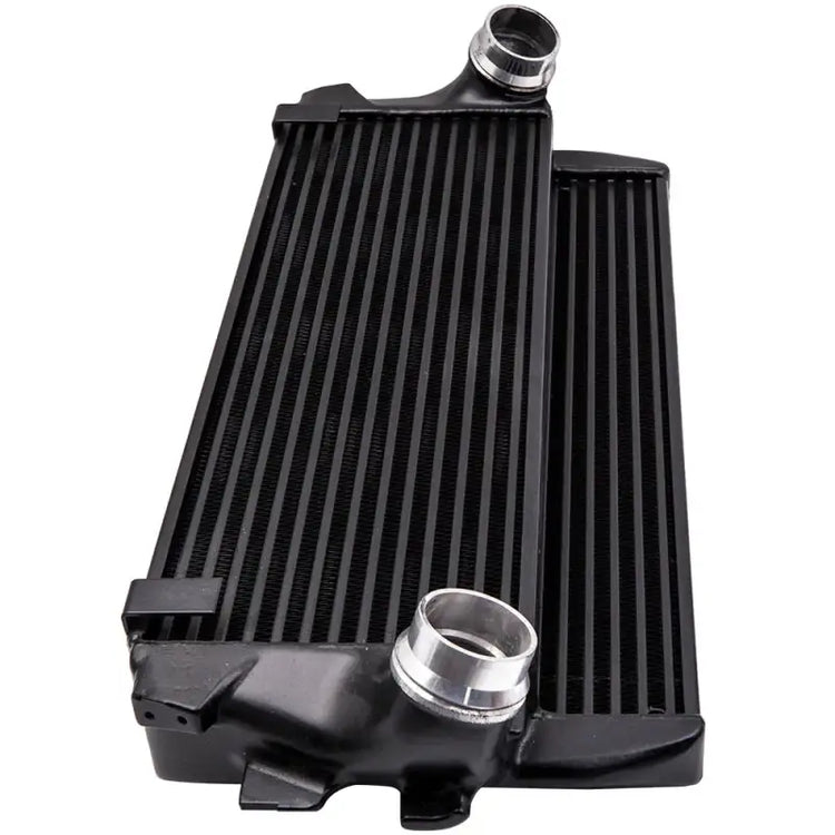 Intercooler do BMW F01 F02 F06 F07 F10 F11 F12 730d 740d 740i 630d 518d 535i 570mm x 302mm x 100mm