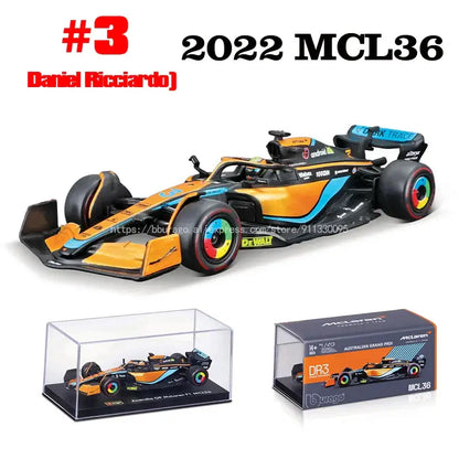 1:43 Mercedes-AMG W14 2023 Metalowy Model F1 Hamilton Russell - 2022 MCL36-3