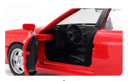 Audi Quattro 1980 1:36 – Metalowa Replika z Otwieranymi Drzwiami