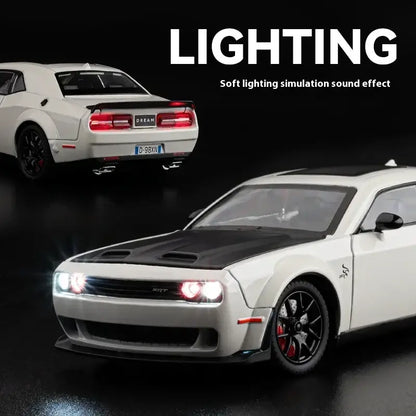 Dodge Challenger SRT Hellcat Redeye 1:24 – Metalowy Model Samochodu Muscularnego