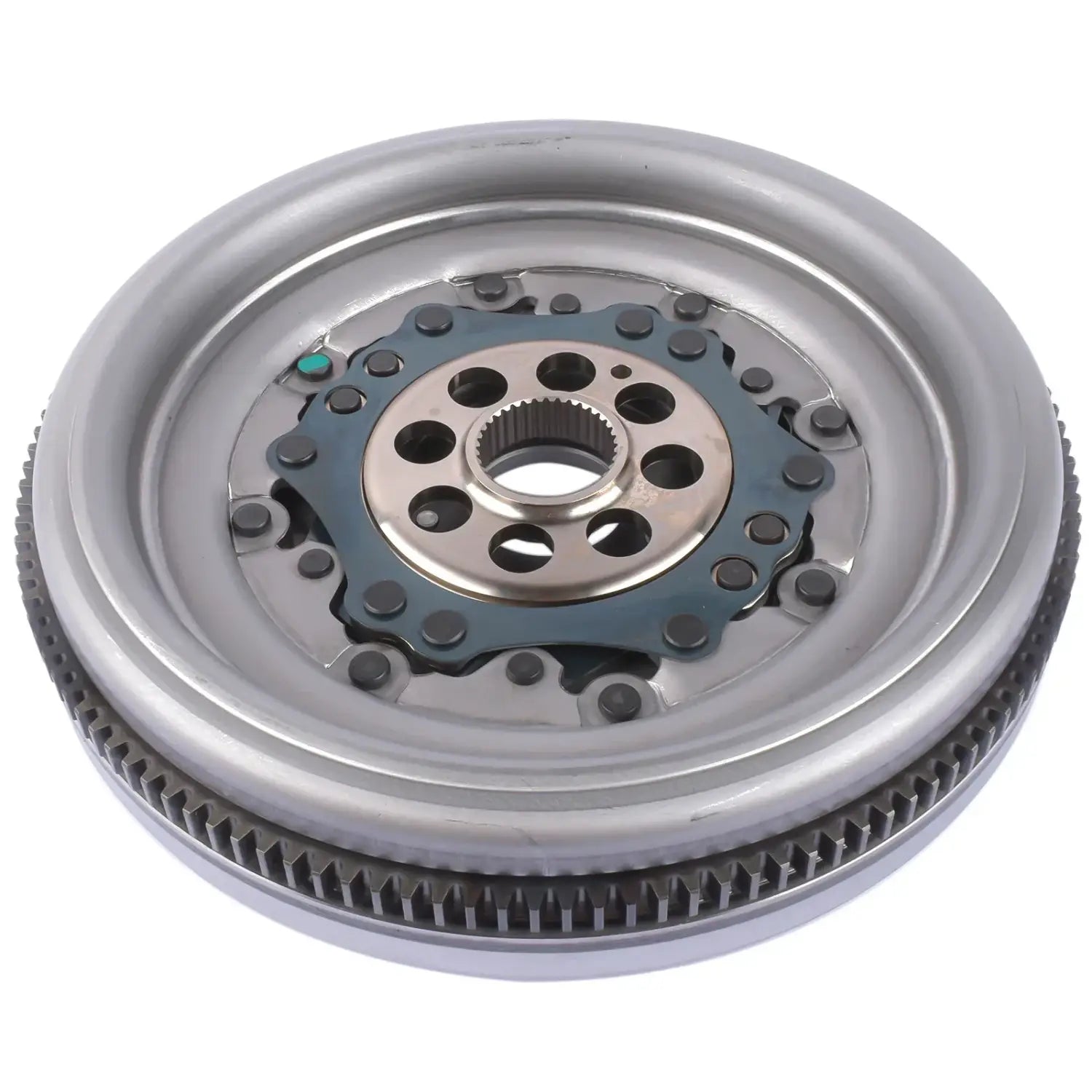 Srebrny metaliczny dwumasowy koło zamachowe ap01 z zębatką i dociskiem sprzęgła do audi a3 quattro 06j105266ae 06j105266ah