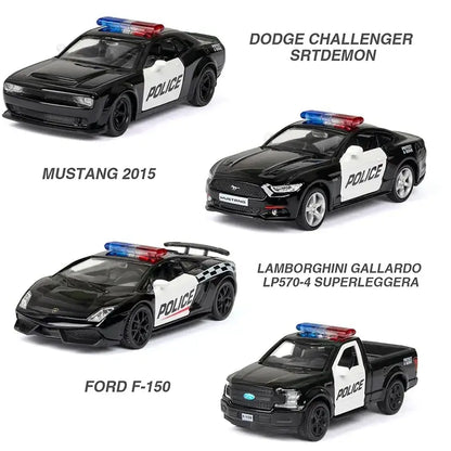 Ford Lamborghini Challenger 1/36 – Model Policyjny z Mechanizmem Cofania Zabawka dla Chłopca