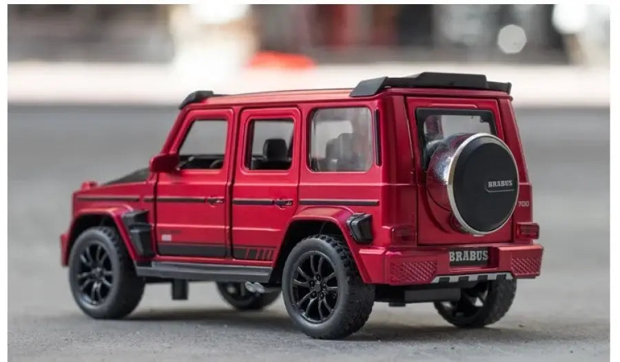 G700 1:32 – Metalowy Model Samochodu Terenowego z Dźwiękiem i Światłem Zabawka dla Dzieci