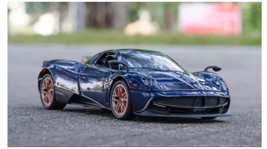 Huayra Dinastia 1:32 – Metalowy Model Samochodu Wyścigowego z Efektami Dźwiękowymi i Świetlnymi Zabawka Kolekcjonerska