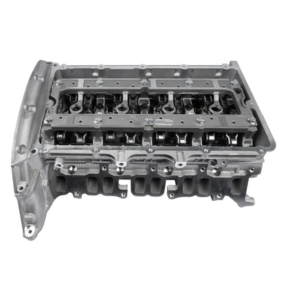 Szara metalowa głowica cylindra rmfb3q6c032aa z widocznym mechanizmem zaworów i punktami mocowania do forda transit ranger full cylinder head oe number