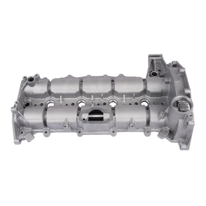 Srebrny metaliczny korpus nośnika wału rozrządu ford transit 2.0 ecoblue gk2q6e262ac z precyzyjnymi cylindrycznymi kanałami