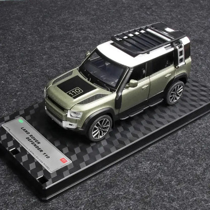 Land Rover Defender 110 1/32 Metalowy Model z Efektami Dźwiękowymi i Świetlnymi