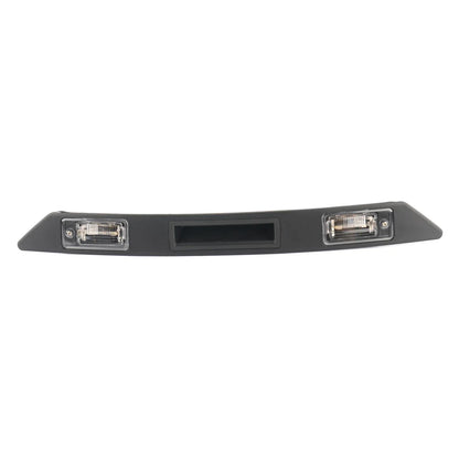 Czarny plastikowy tylny zderzak z lampami led i centralnym wgłębieniem 8p48275743fz audi 8p4