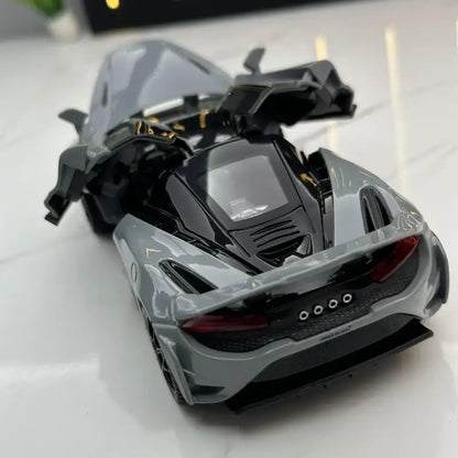 McLaren 765LT 1:32 – Model Samochodu Fast & Furious 7 z Efektami Dźwiękowymi i Świetlnymi - Czarny bez pudełka