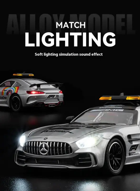 AMG F1 Safety Car 1:24 – Metalowy Model z Oświetleniem