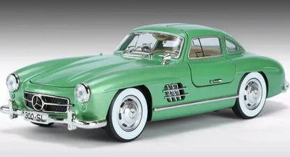 Mercedes-Benz 300SL 1:24 – Klasyczny Model Metalowy do Kolekcji - Zielony bez pudełka
