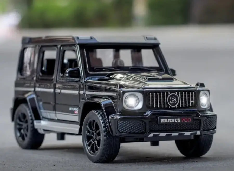 G700 Mercedes 1/32 – Metalowy Model Off-road SUV z Dźwiękiem i Światłem