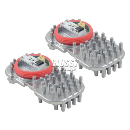 Srebrne aluminiowe radiatory z czerwoną gumową uszczelką i wbudowanymi modułami led do bmw f80 f32 f33 f36