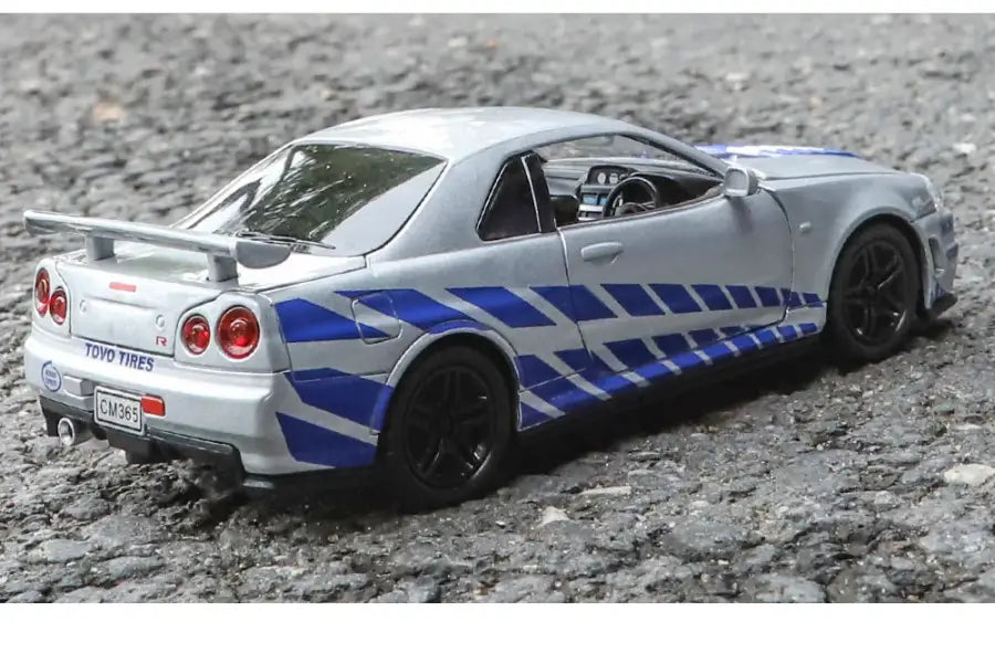Nissan GTR34 Skyline 1:32 – Metalowy Model Wyścigowy z Dźwiękiem i Światłem