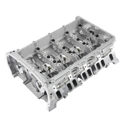 Srebrna aluminiowa głowica cylindrowa ap03 z obrabianymi powierzchniami i czarnymi gumowymi przepustami do peugeot boxer i ford transit
