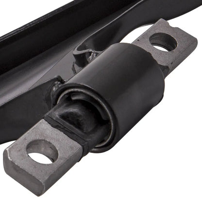 Czarny gumowo-metalowy przedni dolny wahacz do zawieszenia nissan qashqai x-trail z kwadratowymi mocowaniami