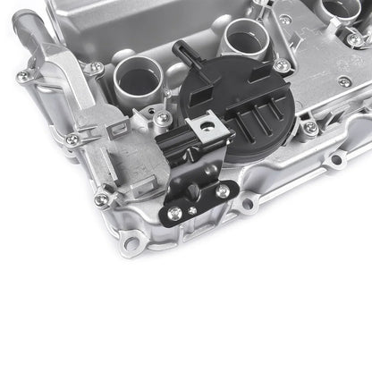 Pokrywa zaworu n52 srebrna metalowa z czarnymi plastikowymi elementami i mocowaniami do serii saloon bmw e90 e60