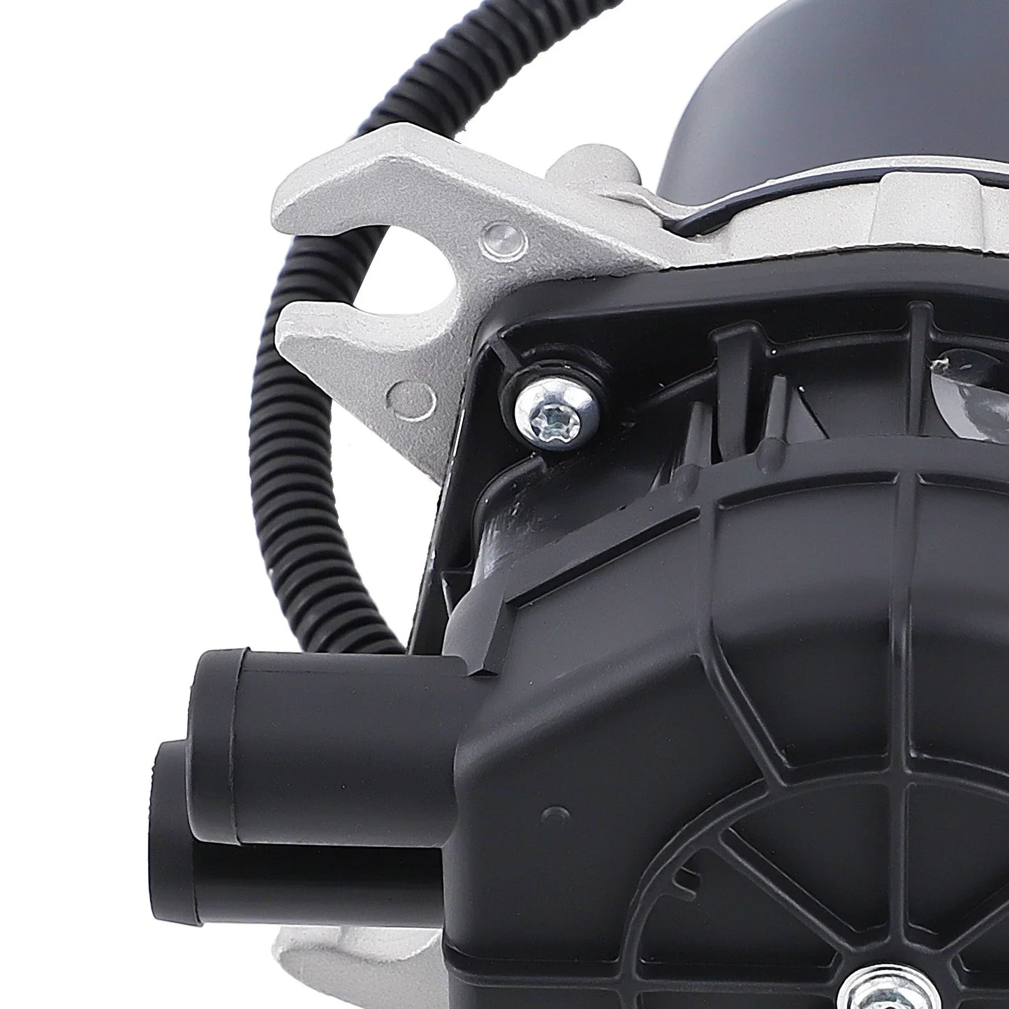 Czarne plastikowe obudowa pompki powietrza wtórnego z metalowym uchwytem i żeberkowanym wężem do citroen c2 c3