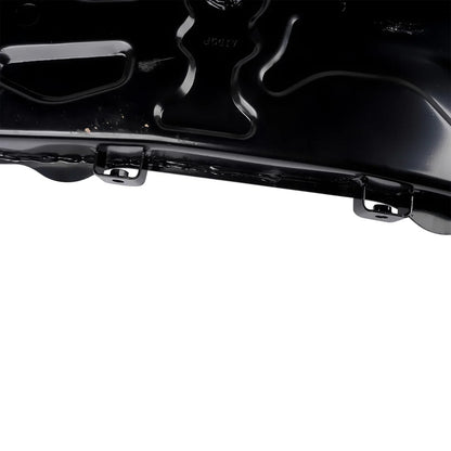 Czarny błyszczący plastikowy zbiornik oleju z wypukłościami i uchwytami do ford focus mk3 ecoBoost