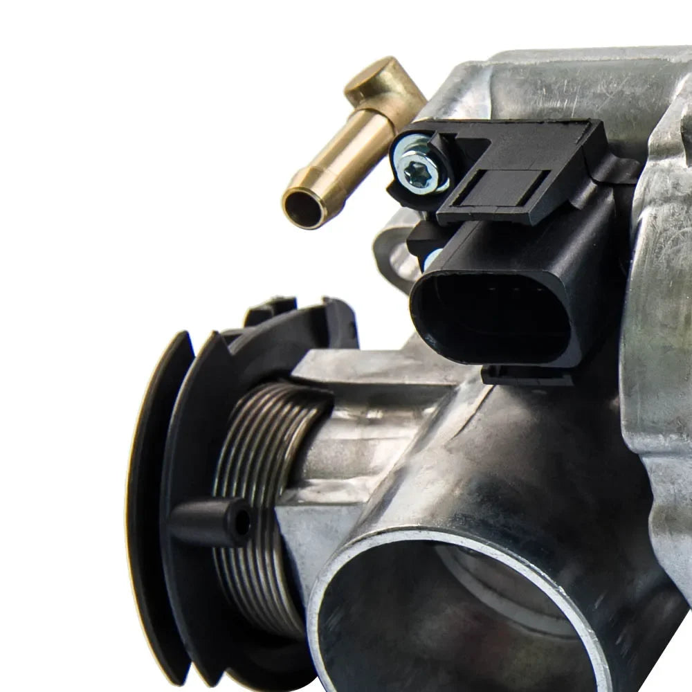 Corps de papillon pour Volkswagen Polo Box (6NF) 1.4 Box 1998-99 030133064F