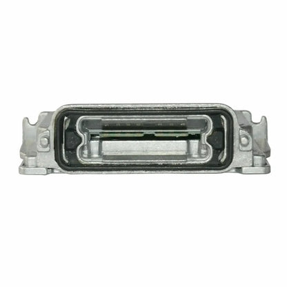 Srebrny metalowy złącznik z prostokątną obudową i czarnymi gumowymi uszczelkami do AP03 ballast 89034934 volvo s60