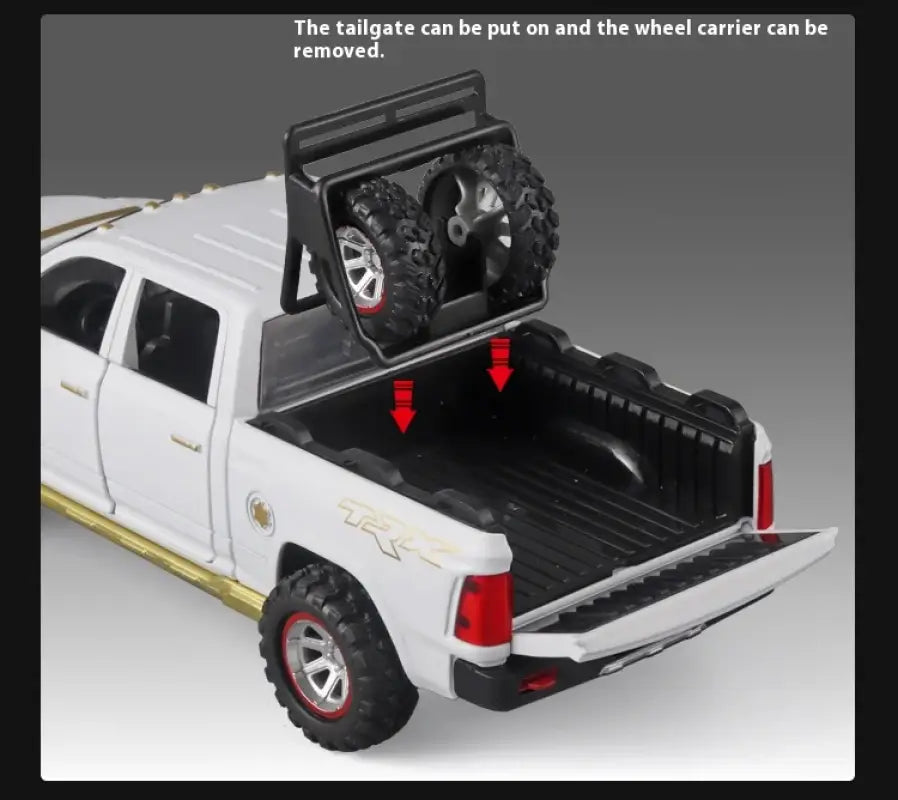 RAM Pickup Truck 1:32 – Metalowy Model z Dźwiękiem i Światłem