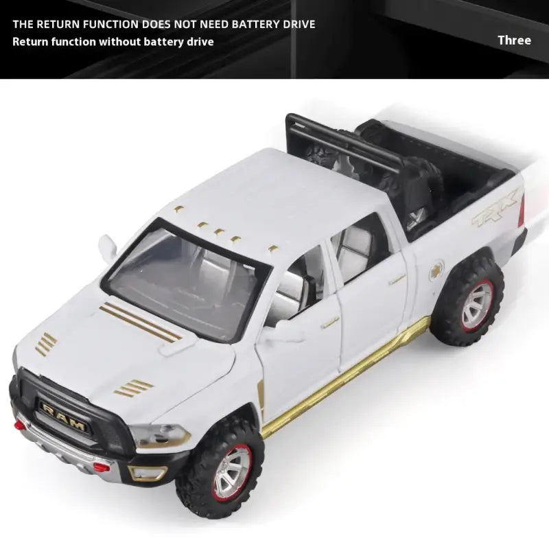 RAM Pickup Truck 1:32 – Metalowy Model z Dźwiękiem i Światłem