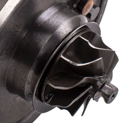Czarna metaliczna turbina turbosprężarki z łożyskiem ślizgowym do opel astra h 1.3cdti 66kw 90hp