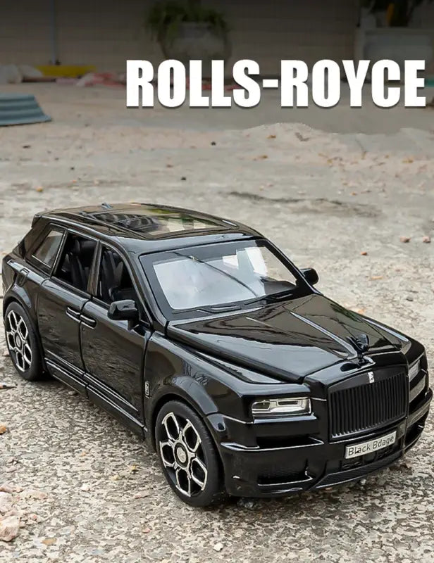 Rolls-Royce Cullinan SUV 1:32 – Metalowy Model Z Efektami Świetlnymi i Dźwiękowymi - Czarny bez pudełka