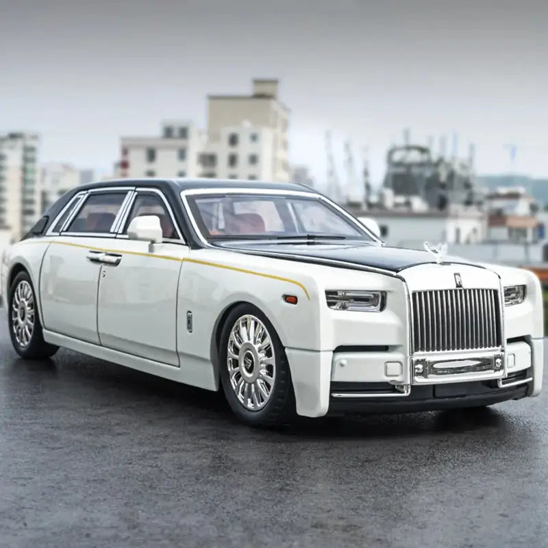 Rolls-Royce Phantom 1:18 Metalowy Model Z Efektami Dźwiękowymi