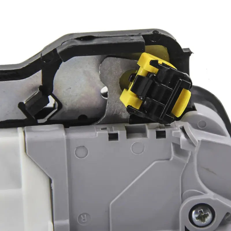 Siłownik Zamka Tylnej Prawej Drzwi Audi A6/S6 C6 R8 4F0839016