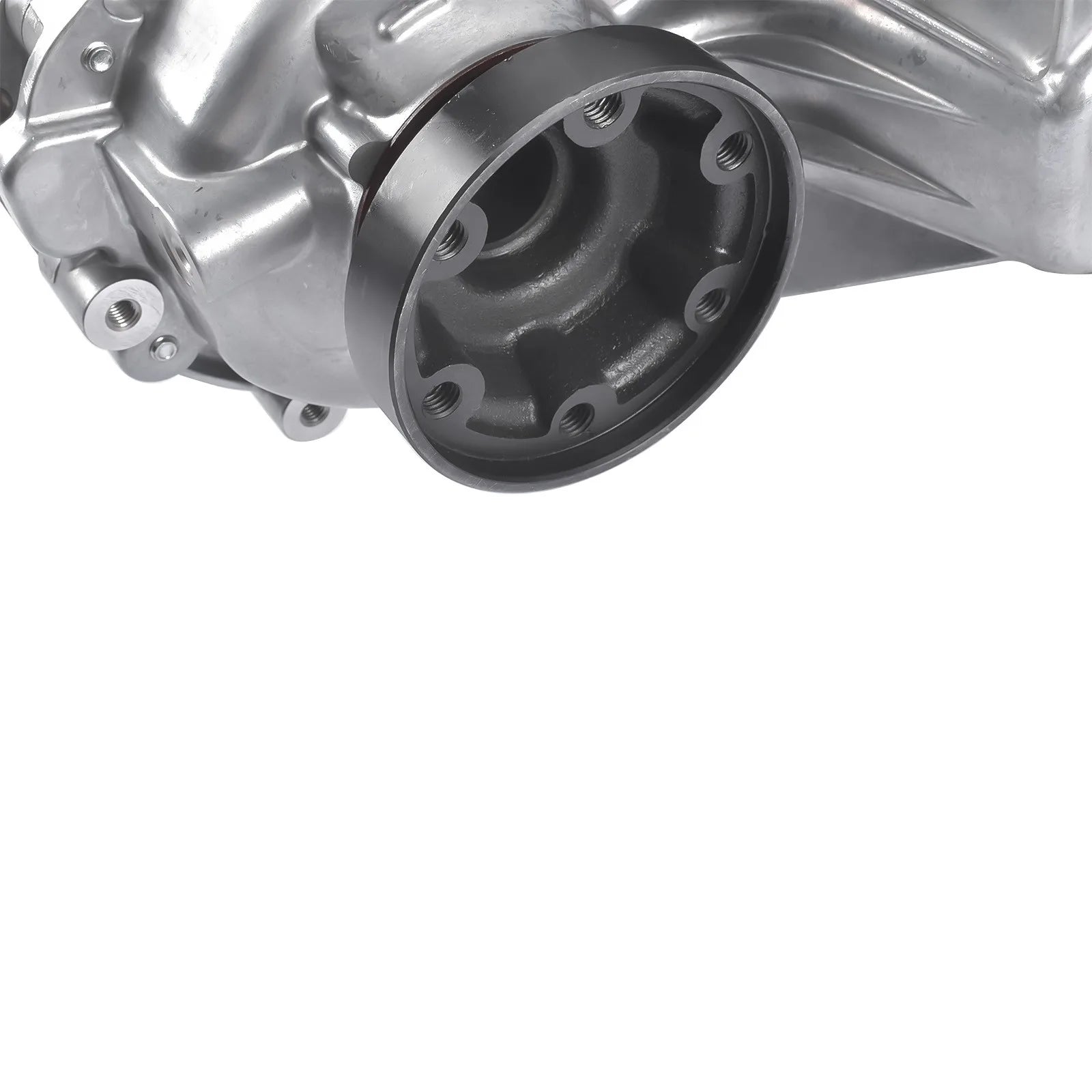 Srebrny metaliczny element skrzyni transferowej z kołnierzem i gwintowanymi otworami do jeep grand cherokee srt8