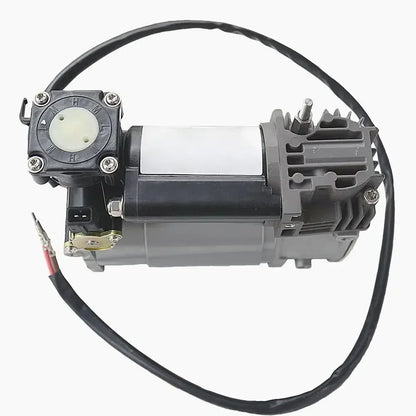Szaro czarna sprężarka zawieszenia powietrznego do bmw x5 e53 i range rover mk3 l322 z nawiniętym kablem zasilającym