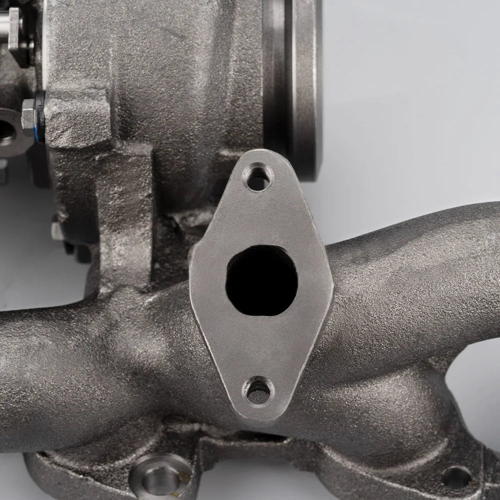 Turbosprężarka GT1749V z kolektorem wydechowym VW Passat B6 2.0 TDI