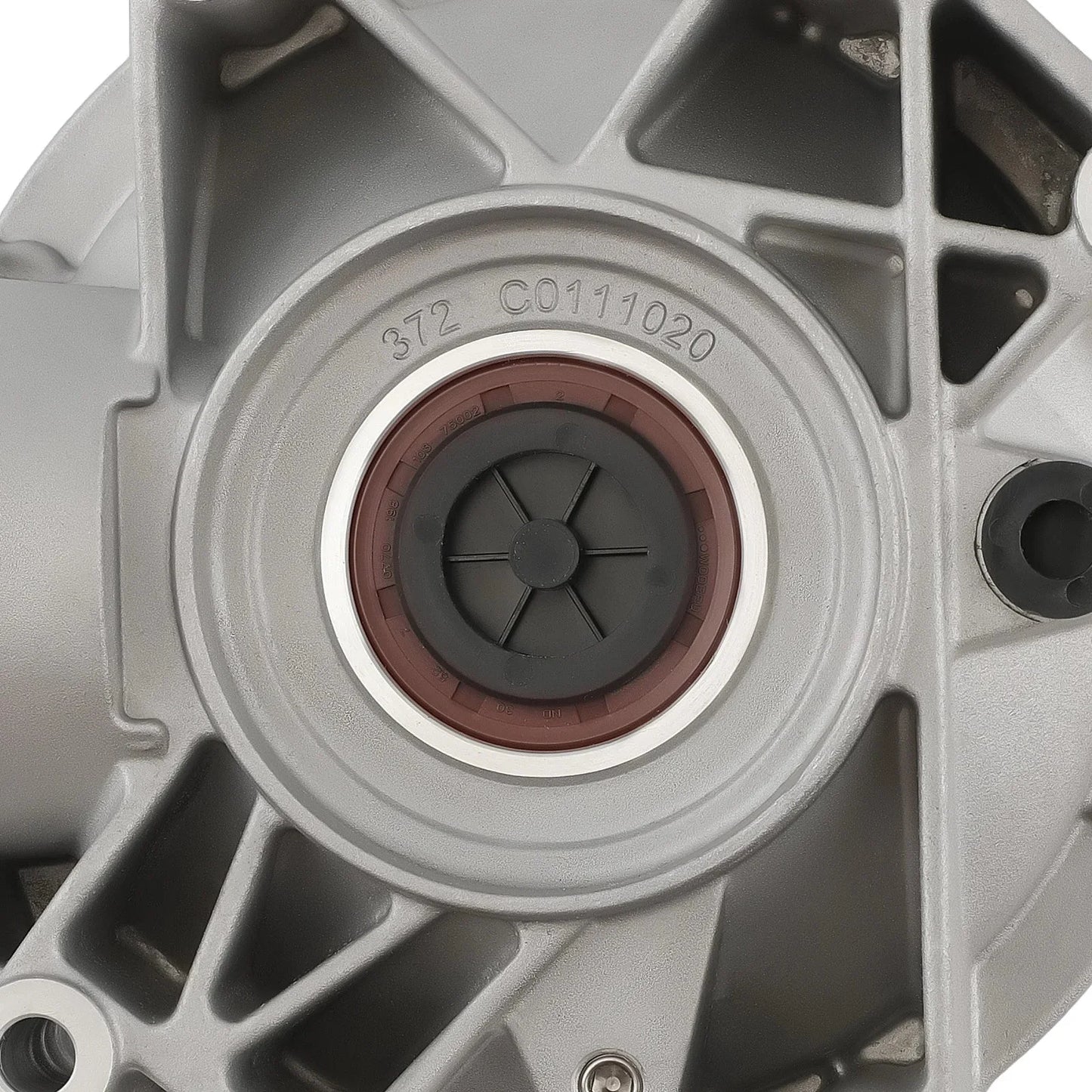Szara metaliczna tylna przekładnia różnicowa z czarno-brązową uszczelką gumową do can-am outlander renegade 800r efi 4x4