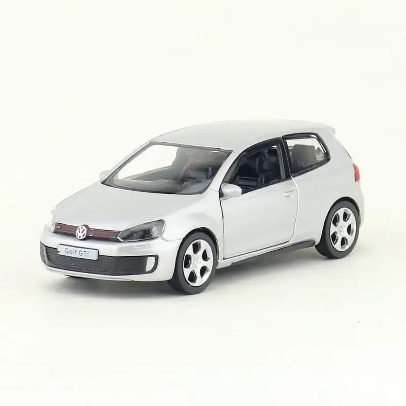 VW Golf 6 1:36 – Metalowy Model Otwierane Drzwi Zabawka