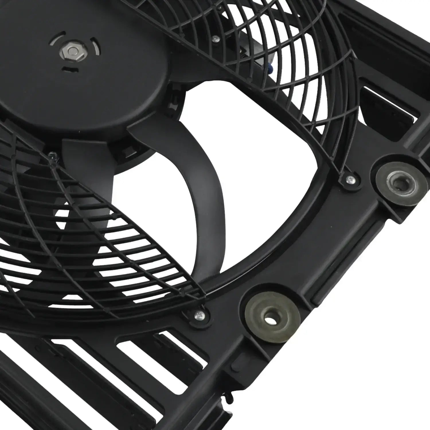 Wentylator chłodnicy BMW 5 E39 520i–540i 64548380780 – zdjęcie produktu