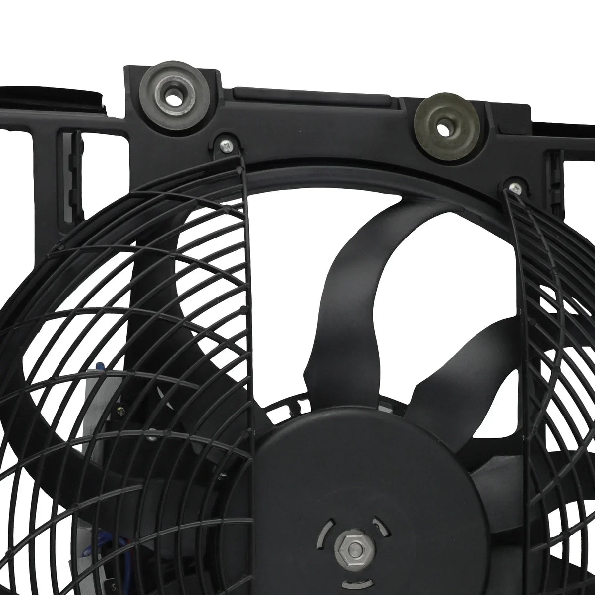 Czarny plastikowy wentylator chłodnicy z osłoną i mocowaniami radiator fan for bmw e39 sedan oem oe numbers