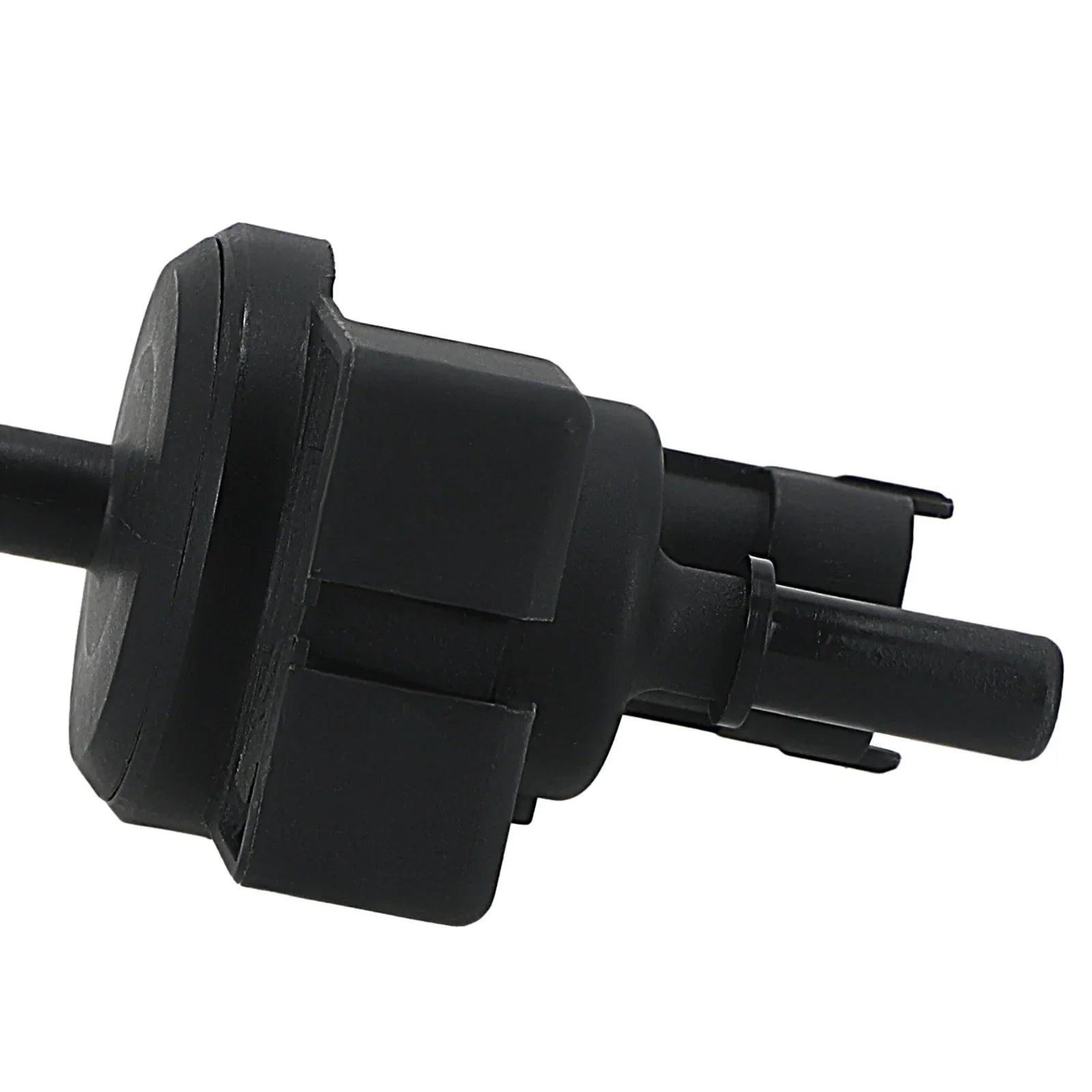 Czarny plastikowy zawór odmy zbiornika paliwa j305 j308 do chevroleta cruze z dwoma wypustkami konektorów