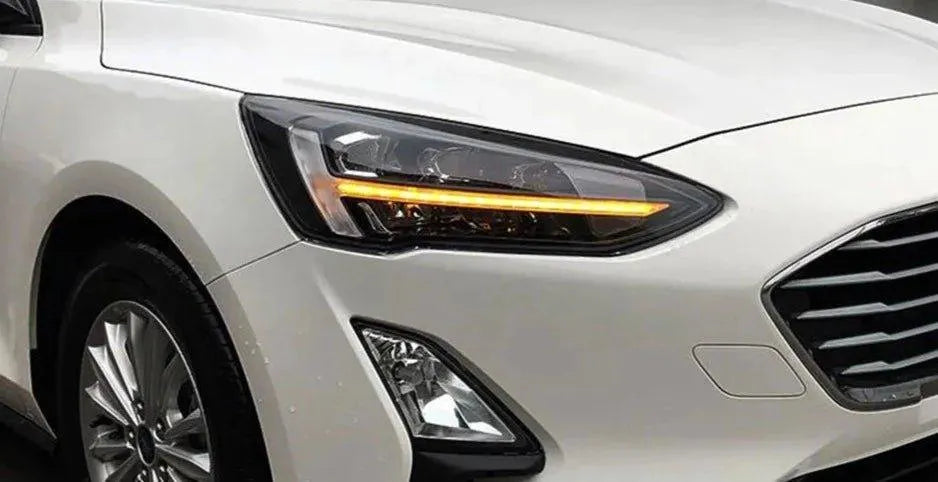 Lampy przednie do Ford Focus 2019 - Reflektor LED z dynamicznym sygnałem, LED DRL, HID Bi-Xenon - Multigenus