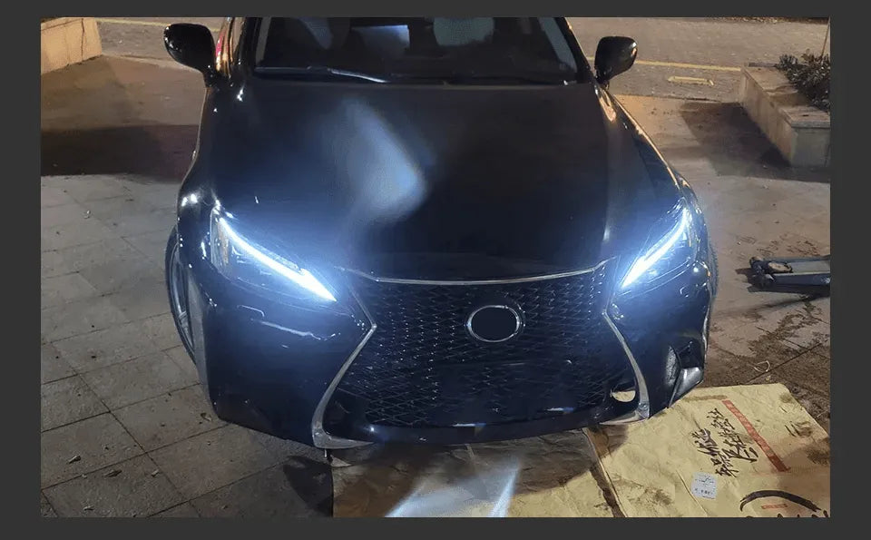 Lampy Przednie do Lexus IS250 LED z DRL, Sygnałem i Animowaną Projektorową Soczewką (2006-2012) IS300 - Multigenus