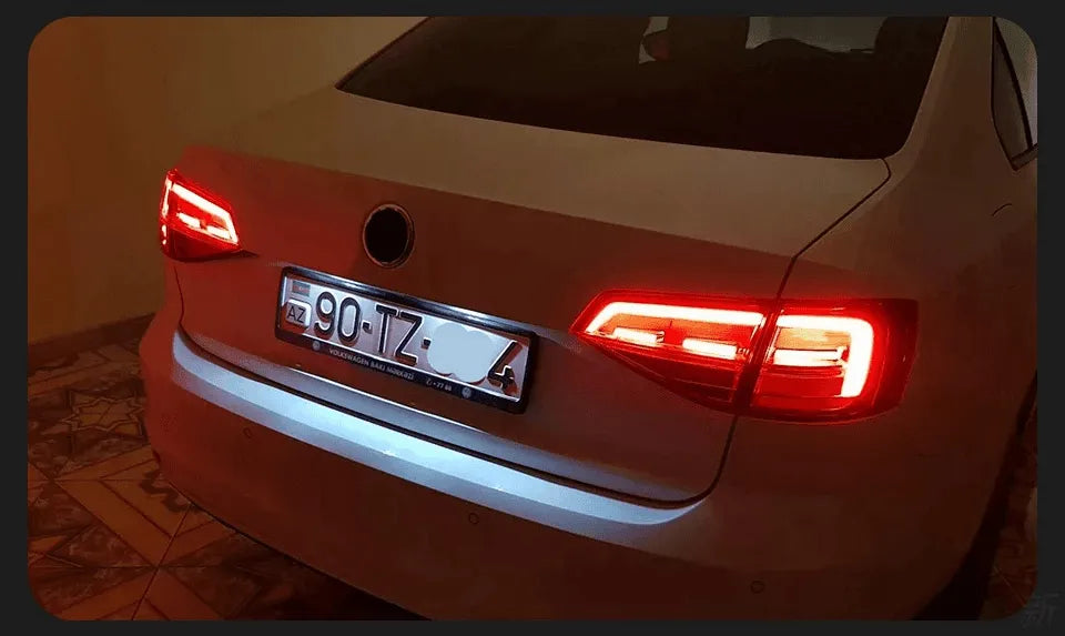 Lampy Tylne LED do VW Jetta Stylizowane z DRL, Dynamicznym Sygnałem, Hamulcem i Cofaniem (2015-2018) Mk6 - Multigenus