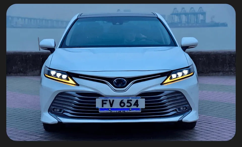 Stylizowane Lampy Przednie do Toyota Camry V60 LED z Projektorową Soczewką (2018-2021) XSE XLE SE LE - Multigenus