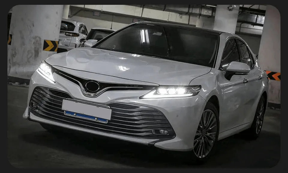 Stylizowane Lampy Przednie do Toyota Camry V60 LED z Projektorową Soczewką (2018-2021) XSE XLE SE LE - Multigenus